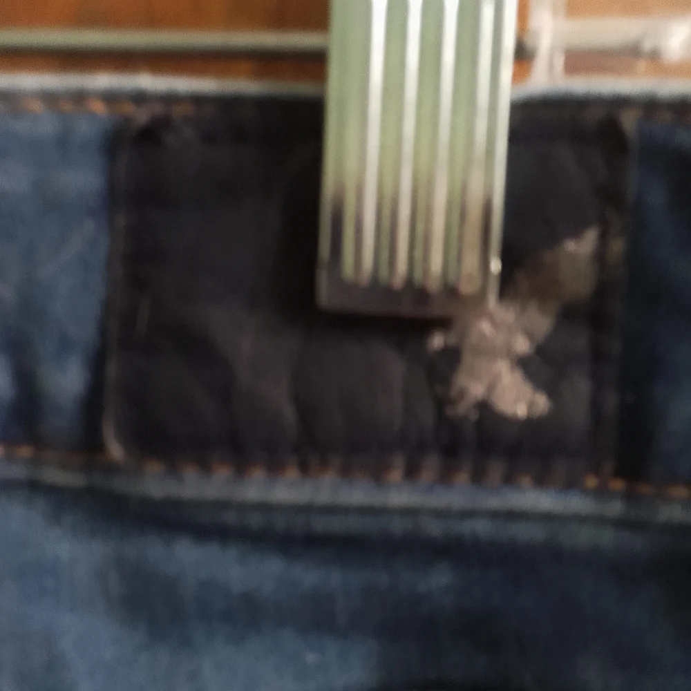 American Eagle Outfitters Distressed Denim Jeans Super Stretch High Rise Jegging